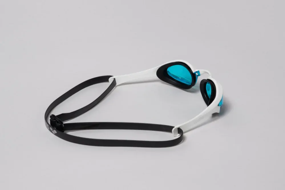 Arena Cobra Ultra Swipe White
